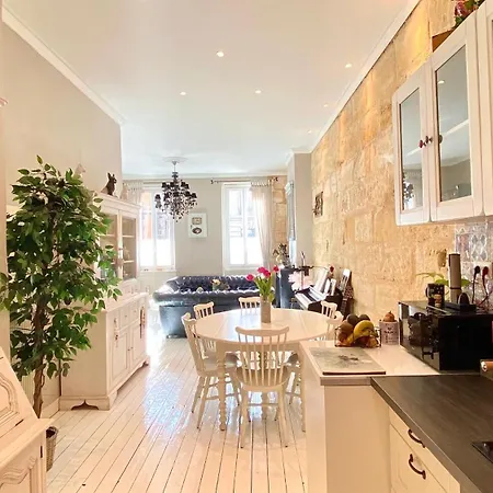 Apartment Grand Haussmanien De Standing Avec Jacuzzi Terrasse Et Parking En Hyper Centre *